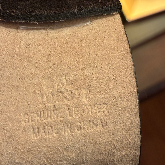 Chic Leather Black Belt with Silver and Clear Studs - Picture 5 of 8